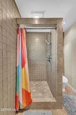 9900 FENWAY Drive, El Paso, TX 79925