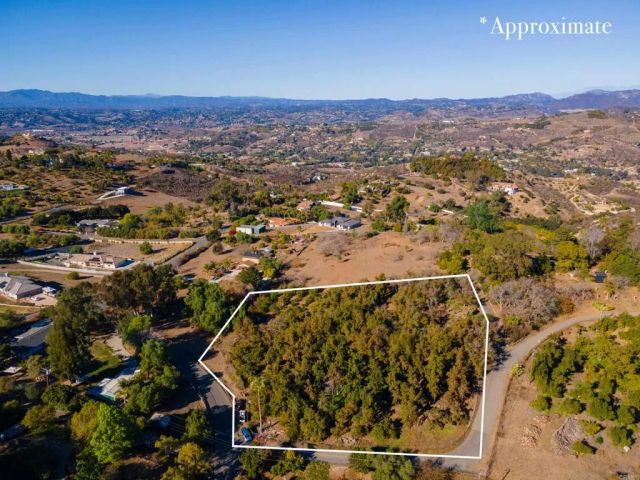33 Calle De Las Piedras, Bonsall, CA 92003
