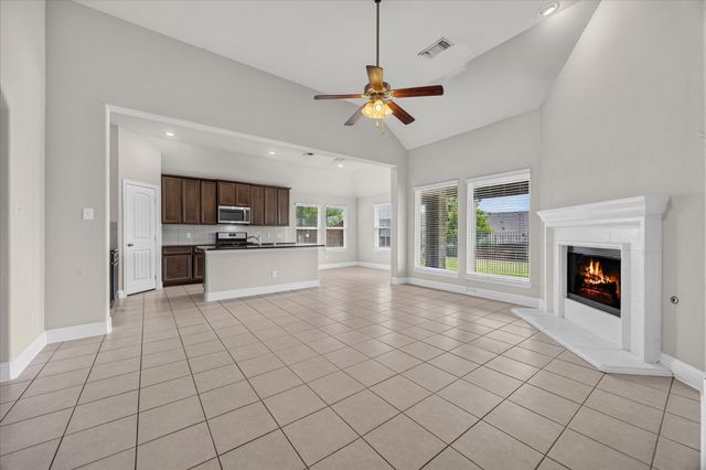 601 England Street, Fate, TX 75189