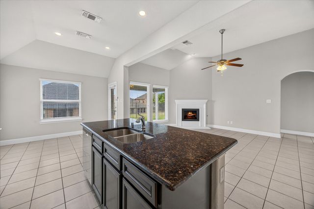 601 England Street, Fate, TX 75189
