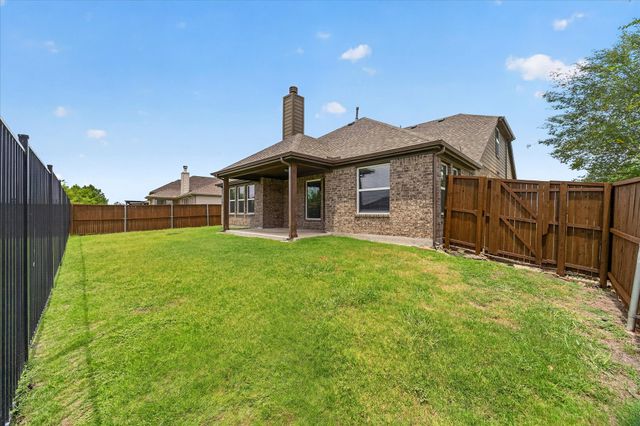 601 England Street, Fate, TX 75189