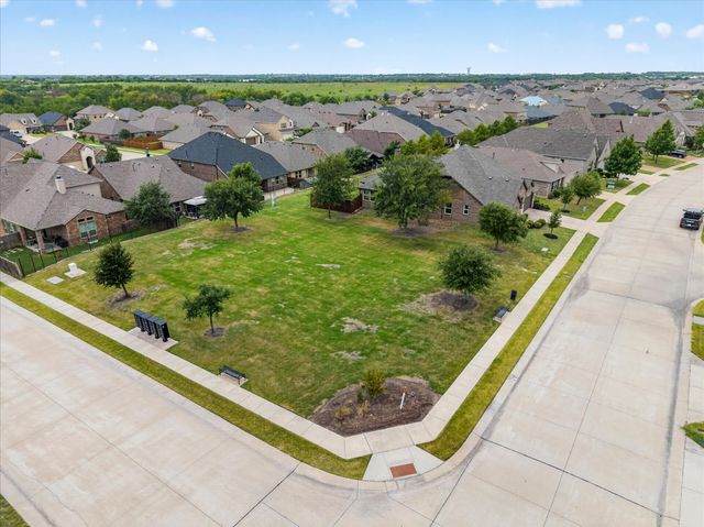 601 England Street, Fate, TX 75189