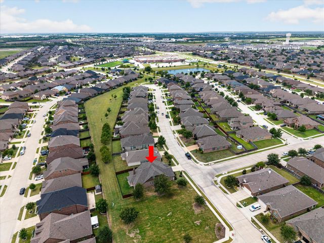 601 England Street, Fate, TX 75189
