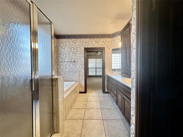 3000 NW 160th Street, Edmond, OK 73013