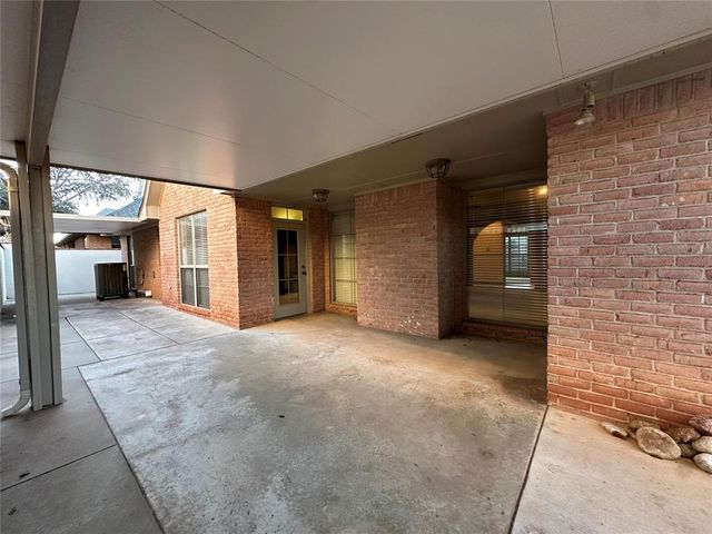 3000 NW 160th Street, Edmond, OK 73013