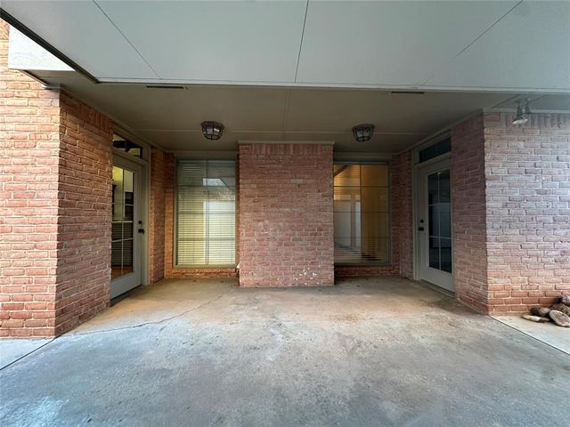 3000 NW 160th Street, Edmond, OK 73013