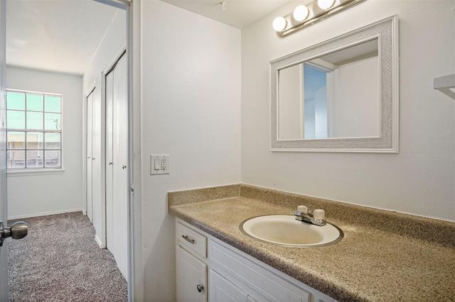1434 NW 92nd Street, Oklahoma City, OK 73114