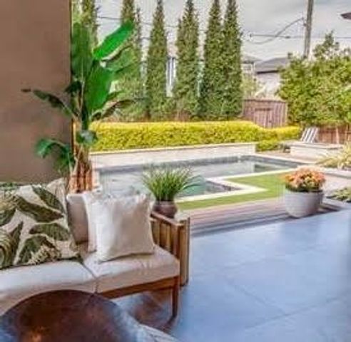 3918 Rochelle Drive, Dallas, TX 75220