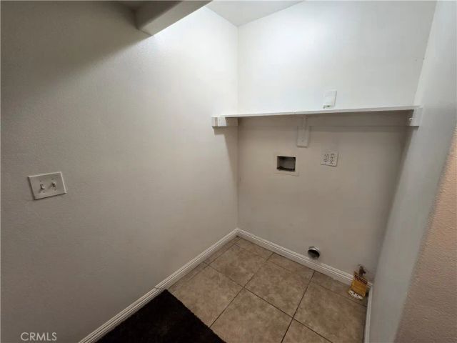 10218 S San Pedro, Los Angeles, CA 90003
