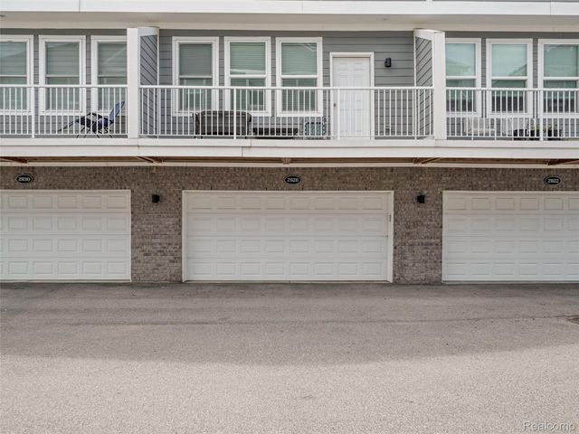 2926 Artemis Drive, Troy, MI 48085