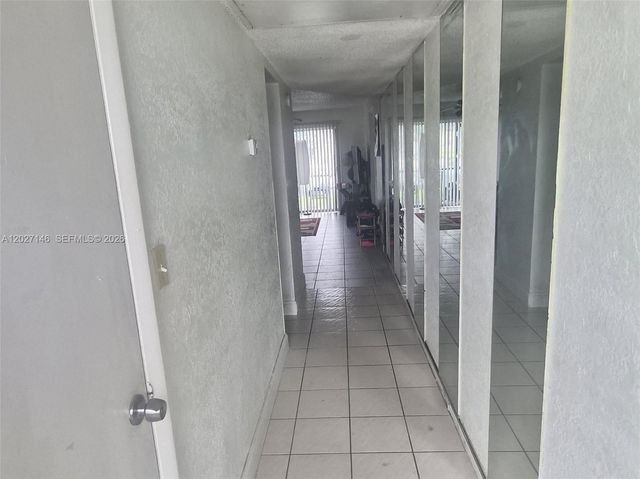 7920 N Colony Cir N 103, Tamarac, FL 33321