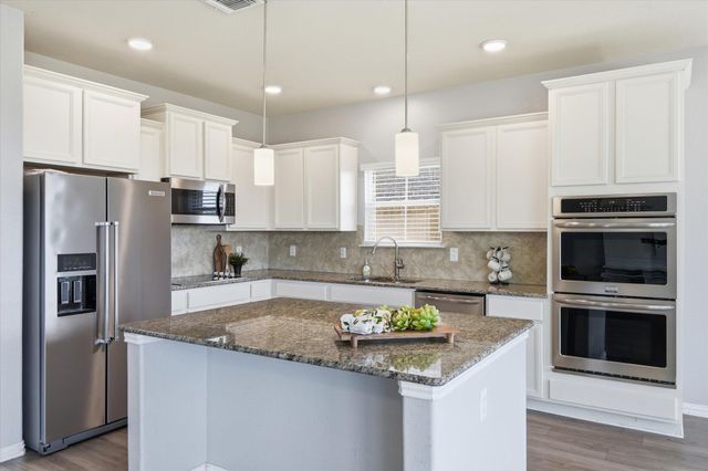 3301 Aubree Katherine DR, Killeen, TX 76542