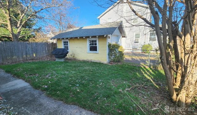 23 Russell Avenue, Edison, NJ 08817