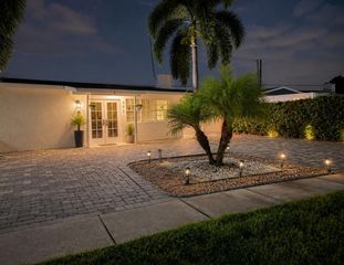 520 CHERRY Road, West Palm Beach, FL 33409