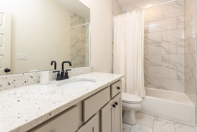 410 VALLEY FORGE LN, Rossville, TN 38066