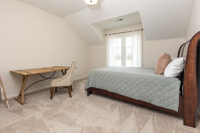 410 VALLEY FORGE LN, Rossville, TN 38066