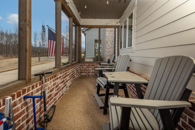 410 VALLEY FORGE LN, Rossville, TN 38066