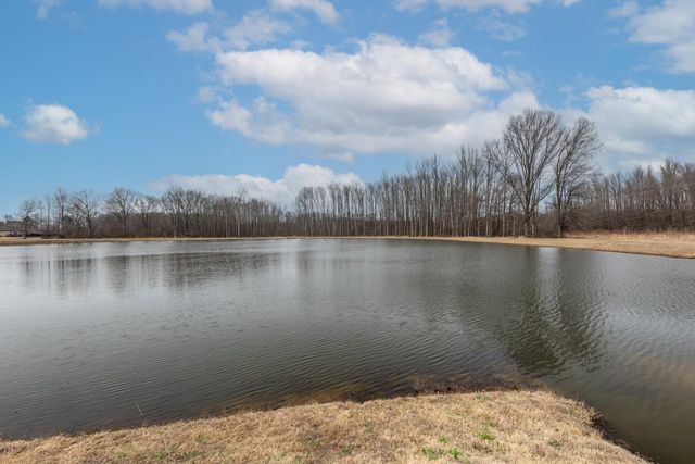 410 VALLEY FORGE LN, Rossville, TN 38066