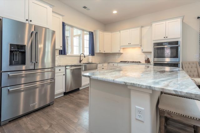 410 VALLEY FORGE LN, Rossville, TN 38066