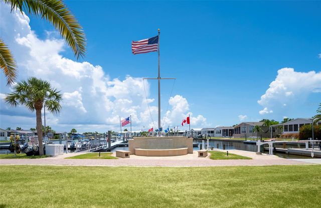 2 HOLLAND DRIVE 39E, Punta Gorda, FL 33950