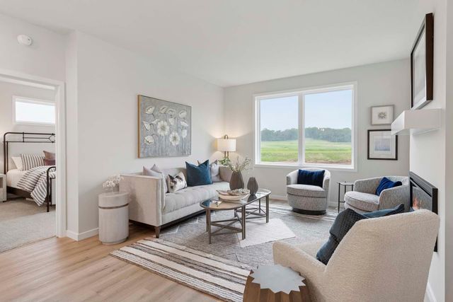 20250 Keystone Avenue, Lakeville, MN 55044