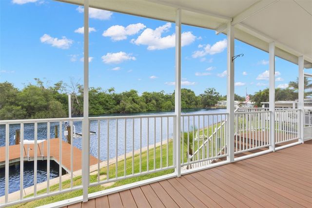6825 MOUNT ORANGE DRIVE NE 390, St Petersburg, FL 33702