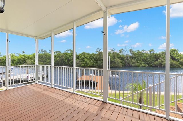 6825 MOUNT ORANGE DRIVE NE 390, St Petersburg, FL 33702
