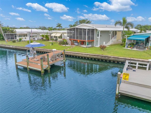 6825 MOUNT ORANGE DRIVE NE 390, St Petersburg, FL 33702