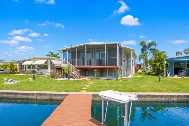 6825 MOUNT ORANGE DRIVE NE 390, St Petersburg, FL 33702