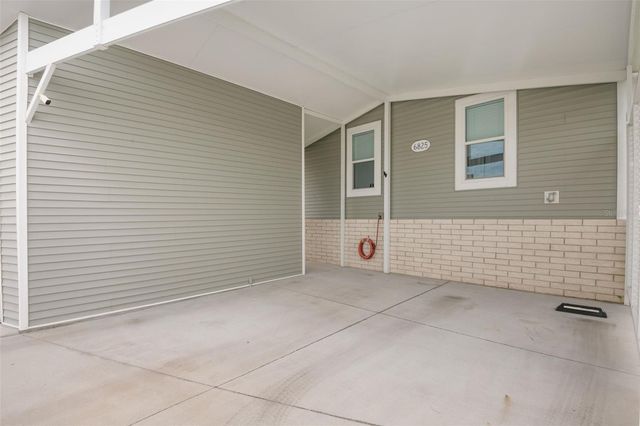 6825 MOUNT ORANGE DRIVE NE 390, St Petersburg, FL 33702