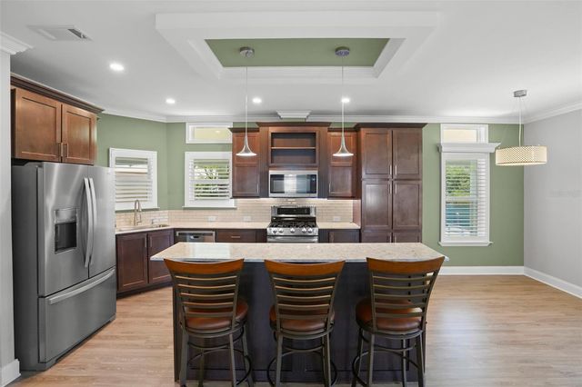 6825 MOUNT ORANGE DRIVE NE 390, St Petersburg, FL 33702