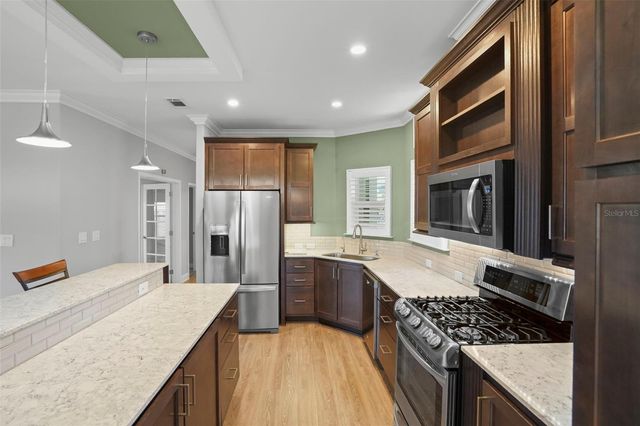 6825 MOUNT ORANGE DRIVE NE 390, St Petersburg, FL 33702