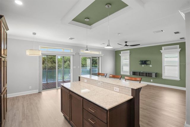 6825 MOUNT ORANGE DRIVE NE 390, St Petersburg, FL 33702