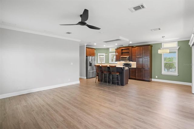 6825 MOUNT ORANGE DRIVE NE 390, St Petersburg, FL 33702