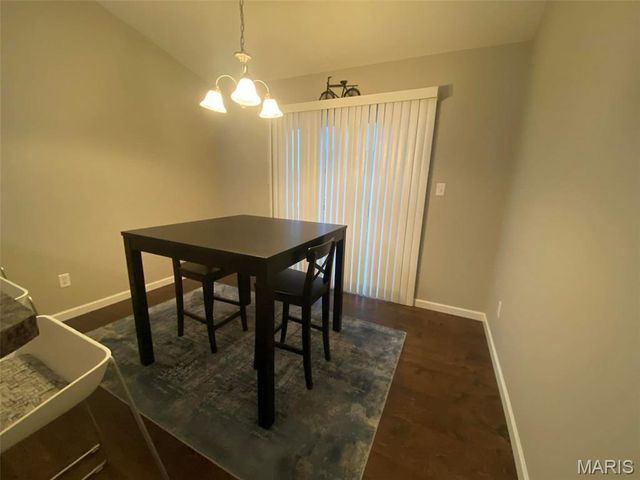 5395 Trailhead Court, Eureka, MO 63025