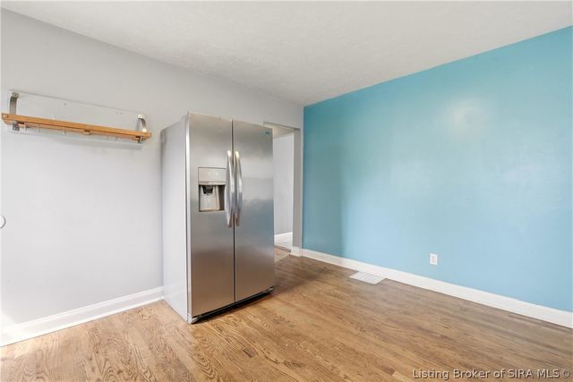 1121 Centralia Court, Clarksville, IN 47129