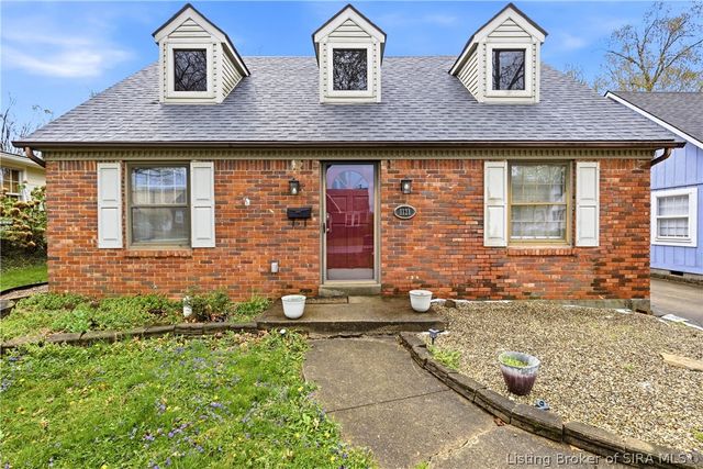 1121 Centralia Court, Clarksville, IN 47129