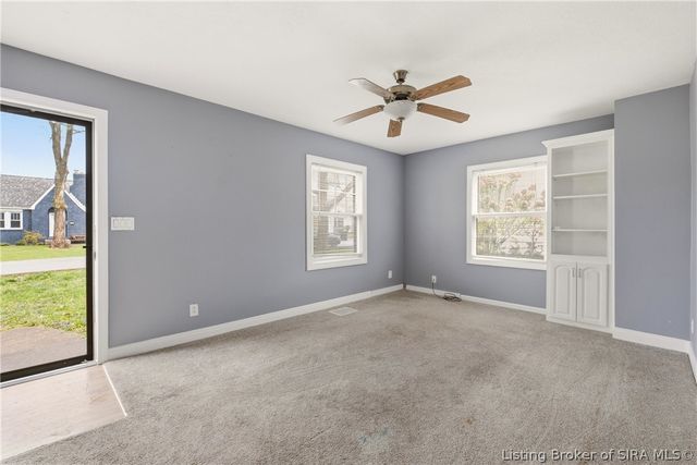 1121 Centralia Court, Clarksville, IN 47129