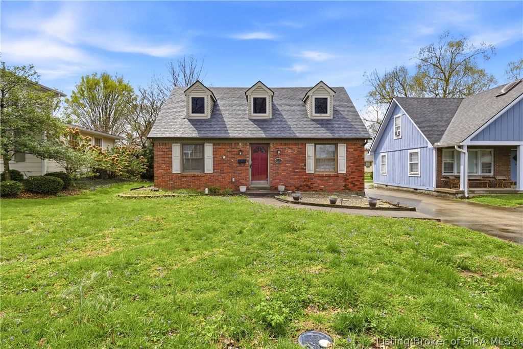 1121 Centralia Court, Clarksville, IN 47129