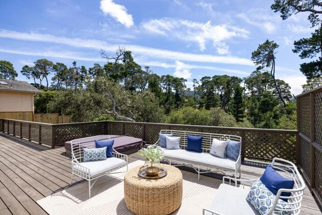 23 Deer Stalker, Monterey, CA 93940