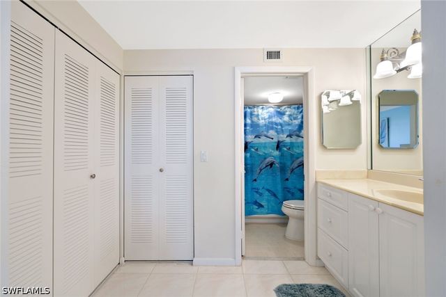 320 Seaview CT 307, Marco Island, FL 34145