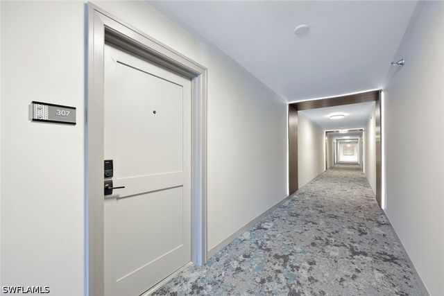 320 Seaview CT 307, Marco Island, FL 34145