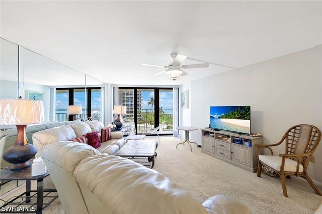 320 Seaview CT 307, Marco Island, FL 34145