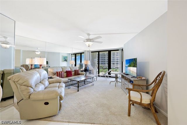 320 Seaview CT 307, Marco Island, FL 34145