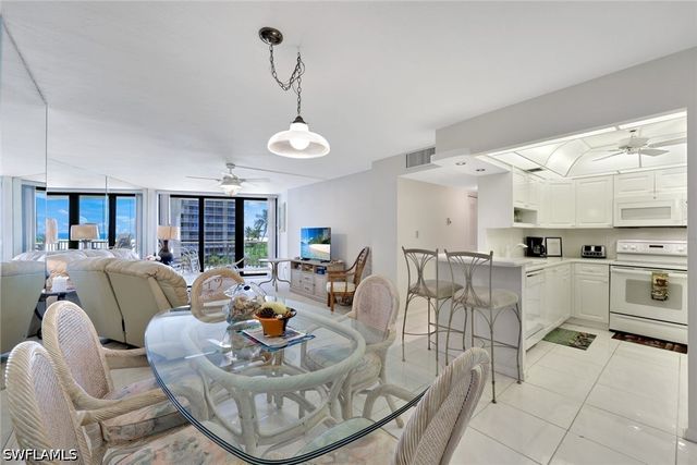 320 Seaview CT 307, Marco Island, FL 34145