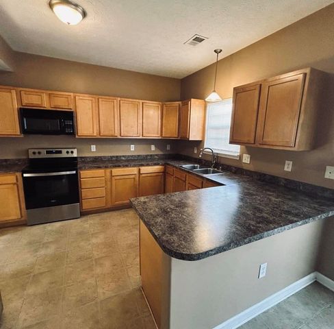 175 Santa Barbara Boulevard, Georgetown, KY 40324