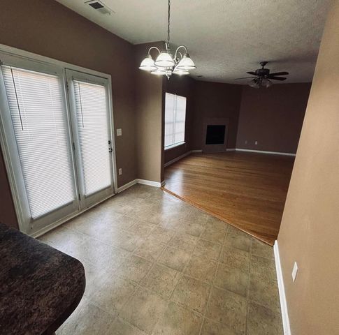175 Santa Barbara Boulevard, Georgetown, KY 40324
