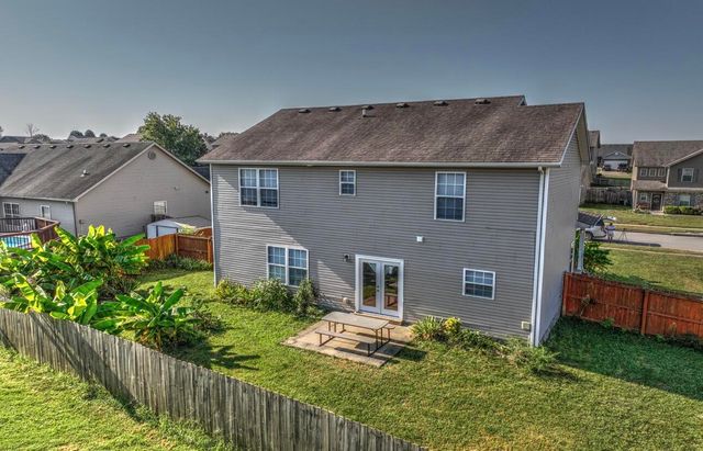 175 Santa Barbara Boulevard, Georgetown, KY 40324