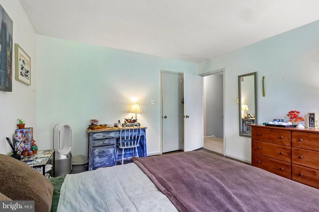 11399 BANTRY TER, Fairfax, VA 22030