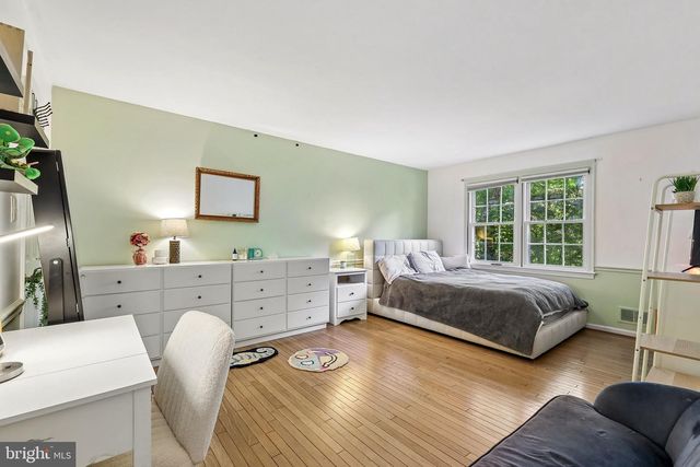 11399 BANTRY TER, Fairfax, VA 22030